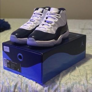 Deadstock 82 retro Jordan 11